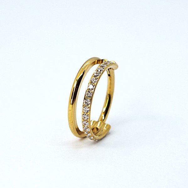 Kahe kaarega titaan-rõngas kristallidega