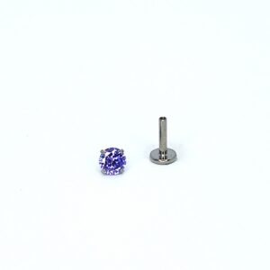 Lilla särava kiviga labret