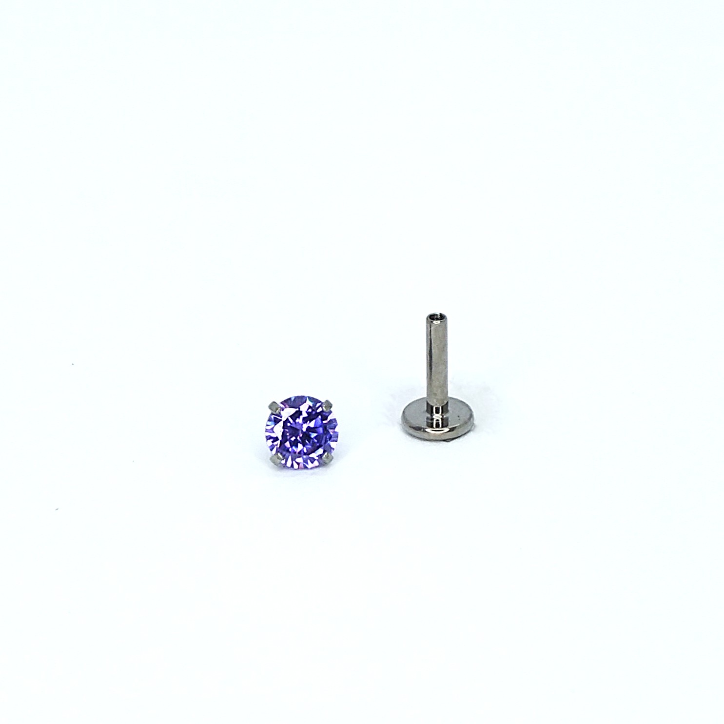 Lilla särava kiviga labret