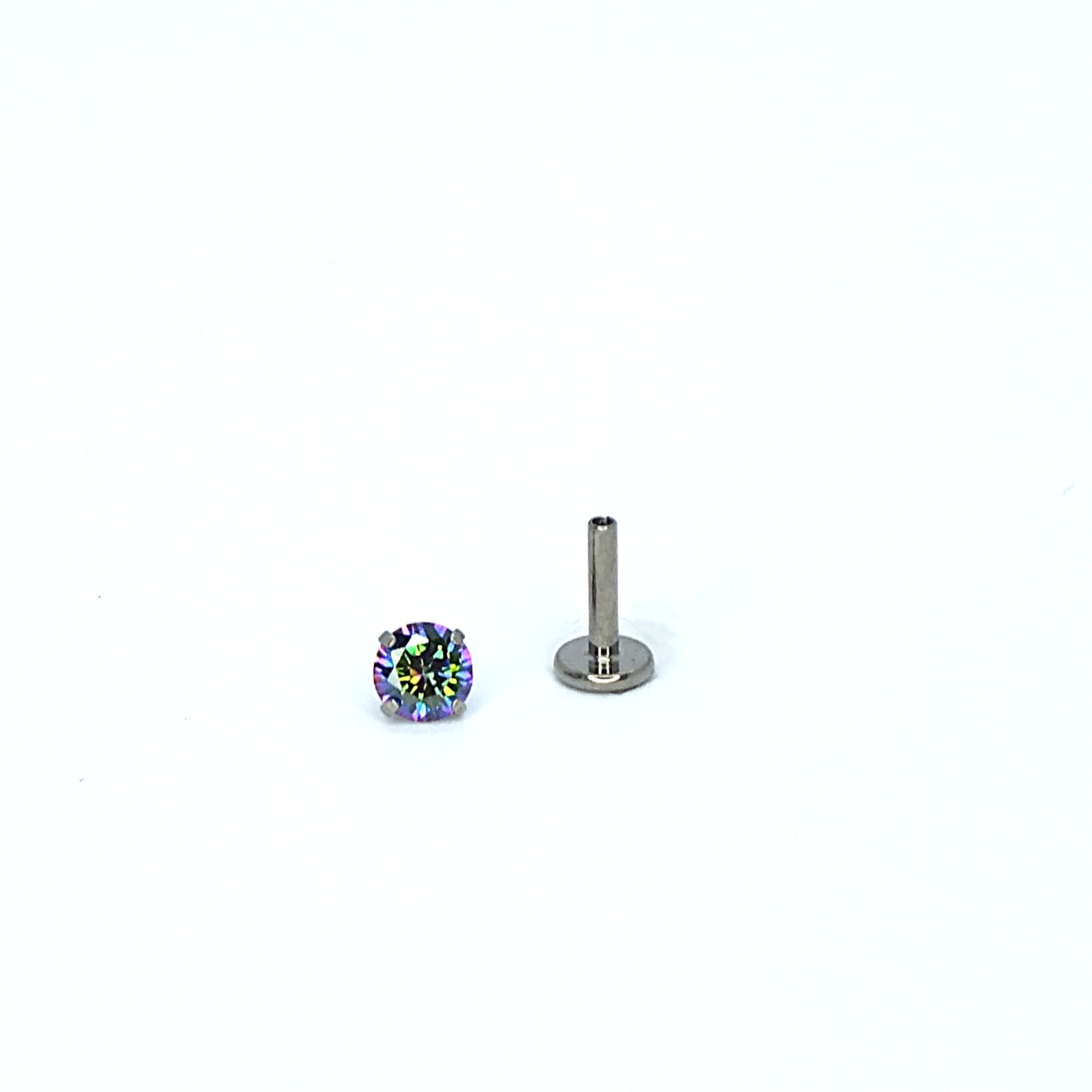 Multicolor kiviga titaanist labret